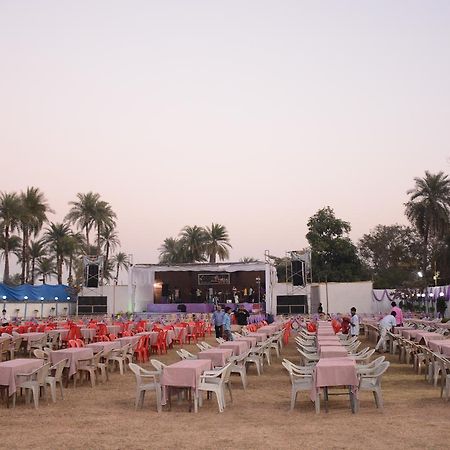 Dariya Darshan Hotel Daman Luaran gambar